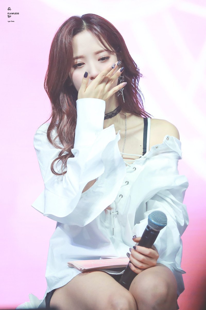또다른 아이돌 얼굴천재 우주소녀 보나.jpg | 인스티즈