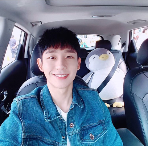 남친짤로 유명한 배우 정해인 | 인스티즈