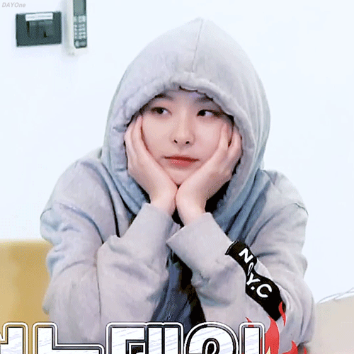 후드가 잘 어울리는 슬기.gif | 인스티즈