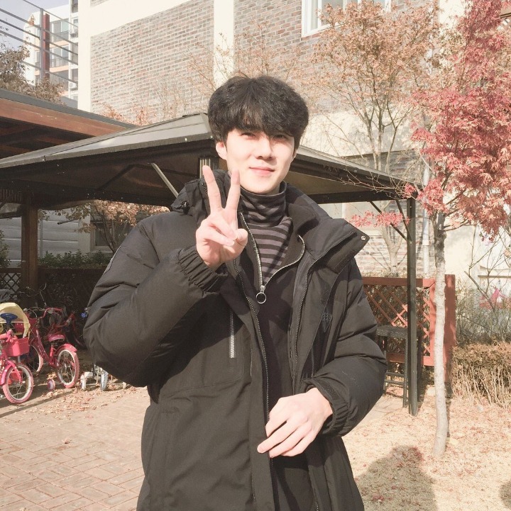 띠용 이미지