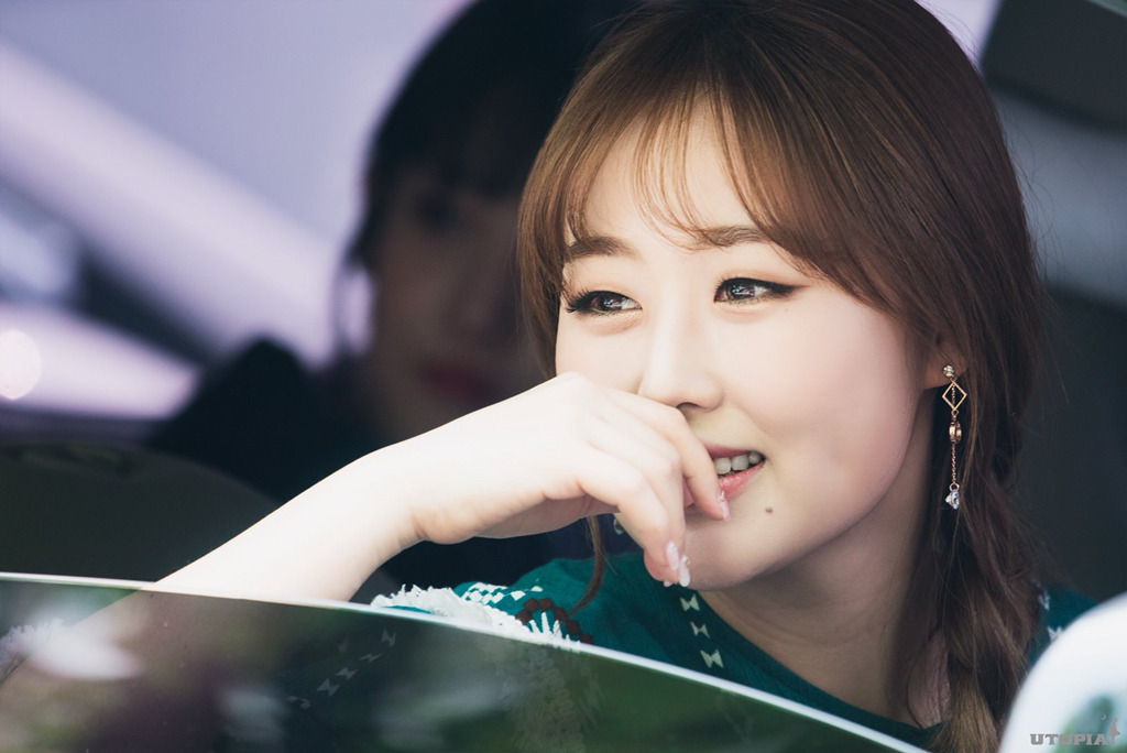 [러블리즈] 오늘은 지도자님의 생일이라서 베이비소울 | 인스티즈