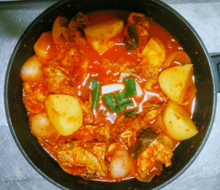 아직도 챙겨주는 사람은 없지만 알아서 잘챙겨먹는 쑥남 | 인스티즈