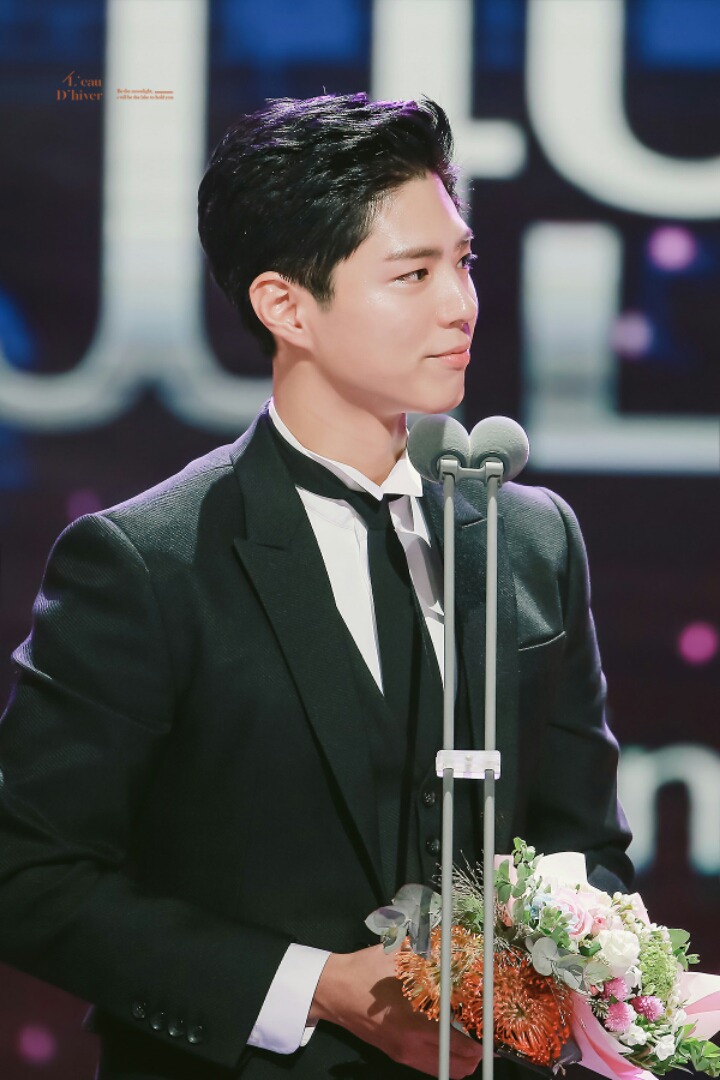 박보검 쓰리피스 수트 코디 수준.JPG | 인스티즈