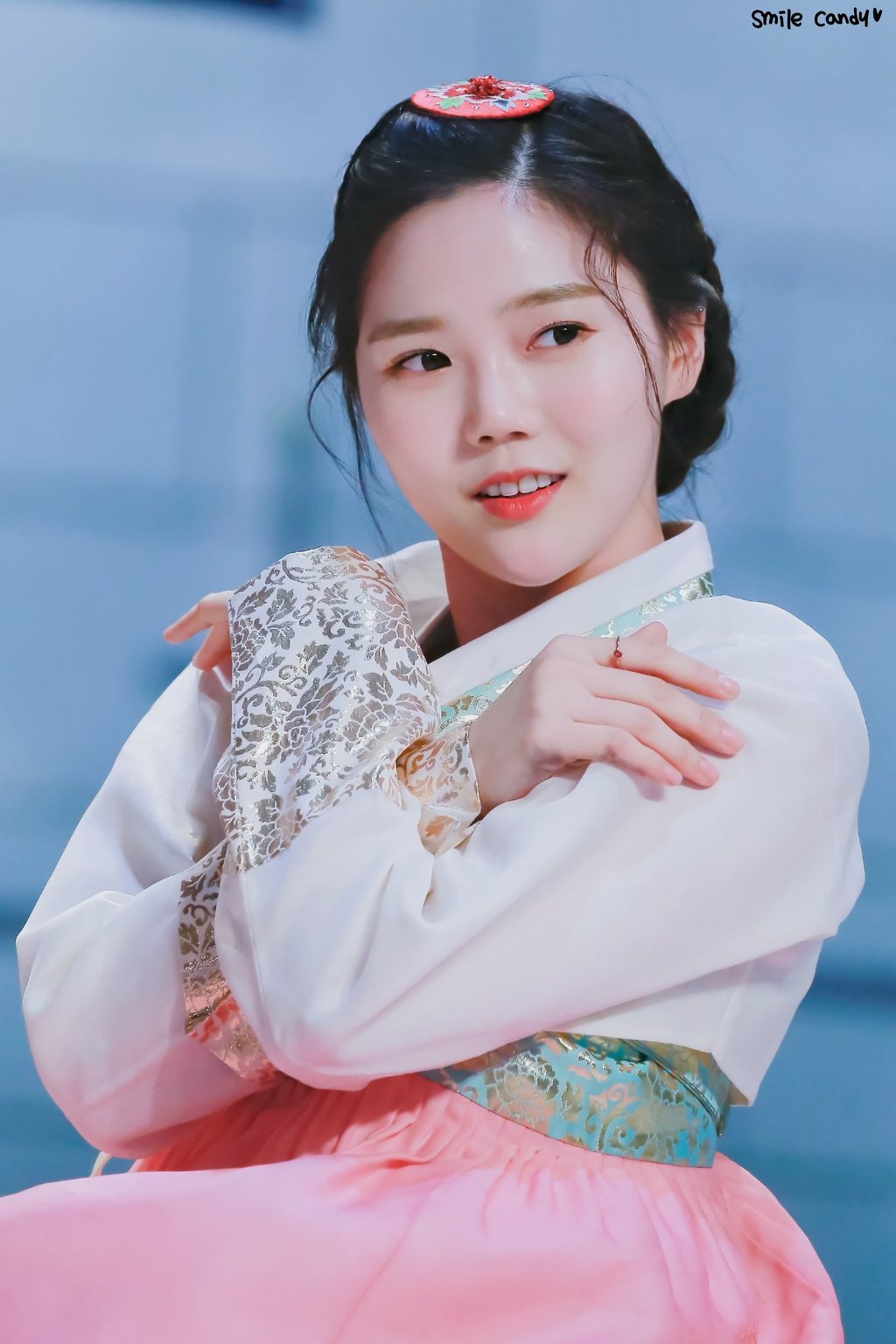 한복을 자주 입는 여자 아이돌 | 인스티즈