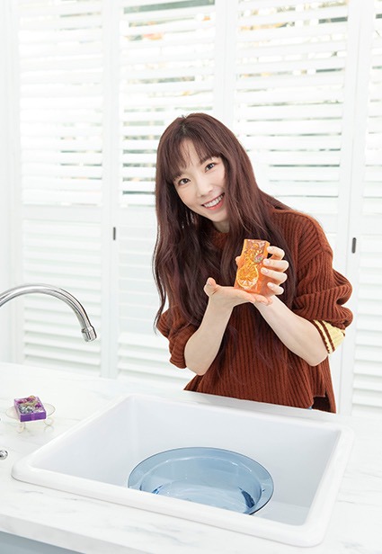 9961D34E5E56CE44089A77