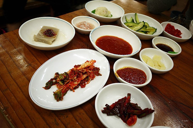 유명족발 이미지