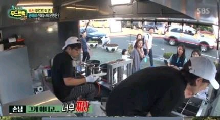 푸드트럭 본인들도 못먹겠다고 뺃은 음식 팔아버린 윤아네 | 인스티즈