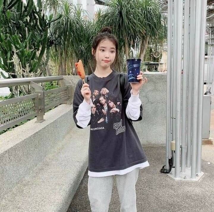 아이유 여친짤 일수도 아닐수도 있는 사진들 .jpg | 인스티즈