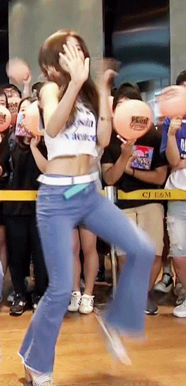 지금 현재 난리난 sm에서 나오는 역대급 여돌 콜라보.gif | 인스티즈