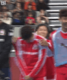 빵훈이 미소 비교.gif | 인스티즈