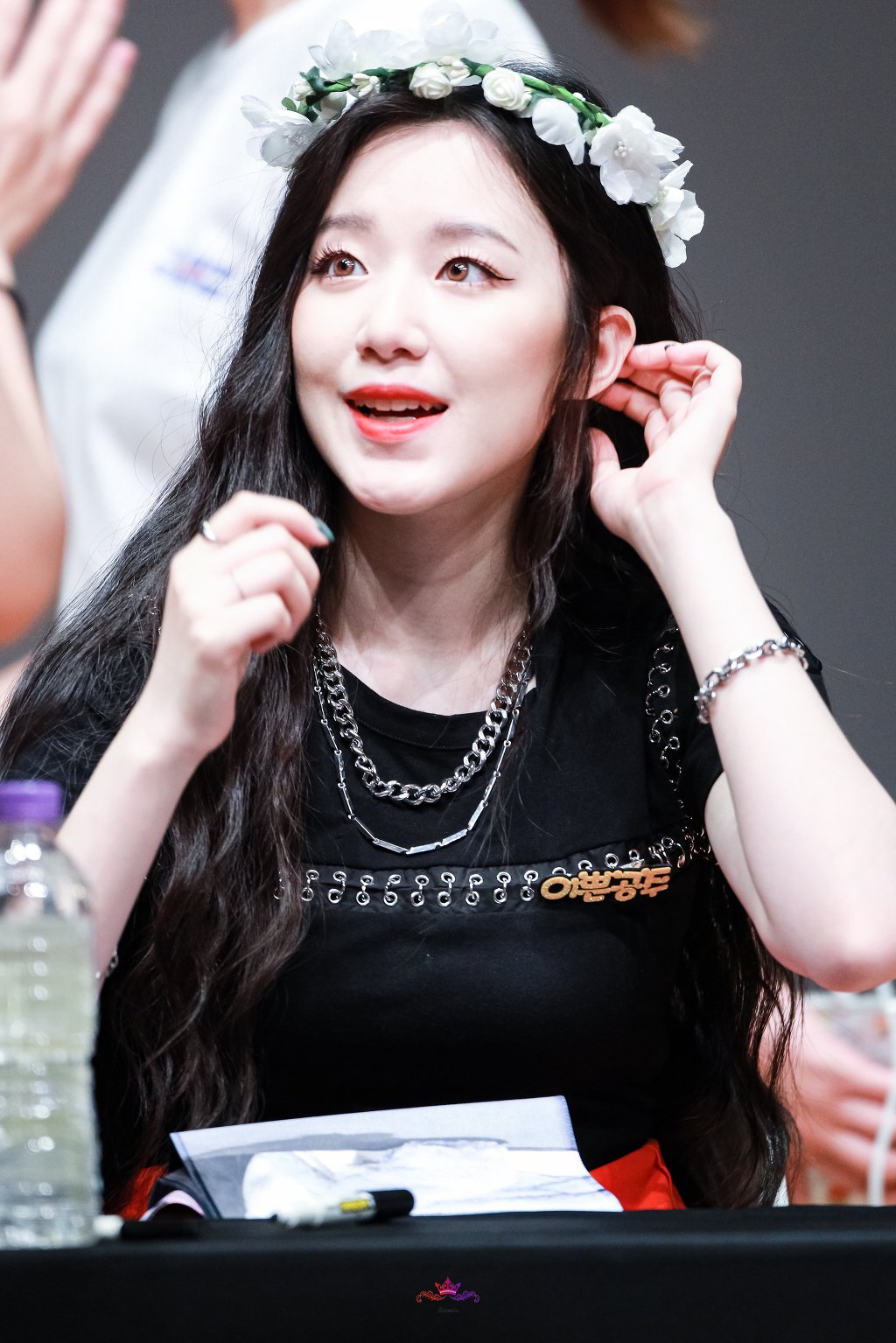 (여자)아이들의 비쥬얼담당 백설공주 슈화.jpgif (311장) | 인스티즈