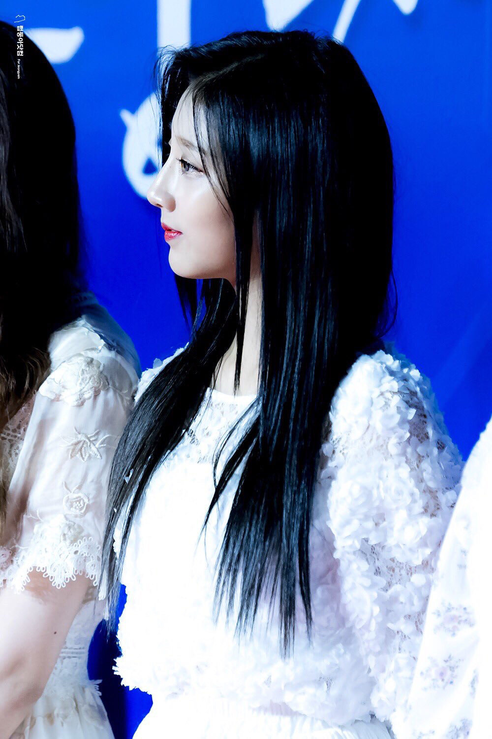 [러블리즈] 친구들이 삼겹살 먹으러 가자고 연락이 와서 예인이 | 인스티즈