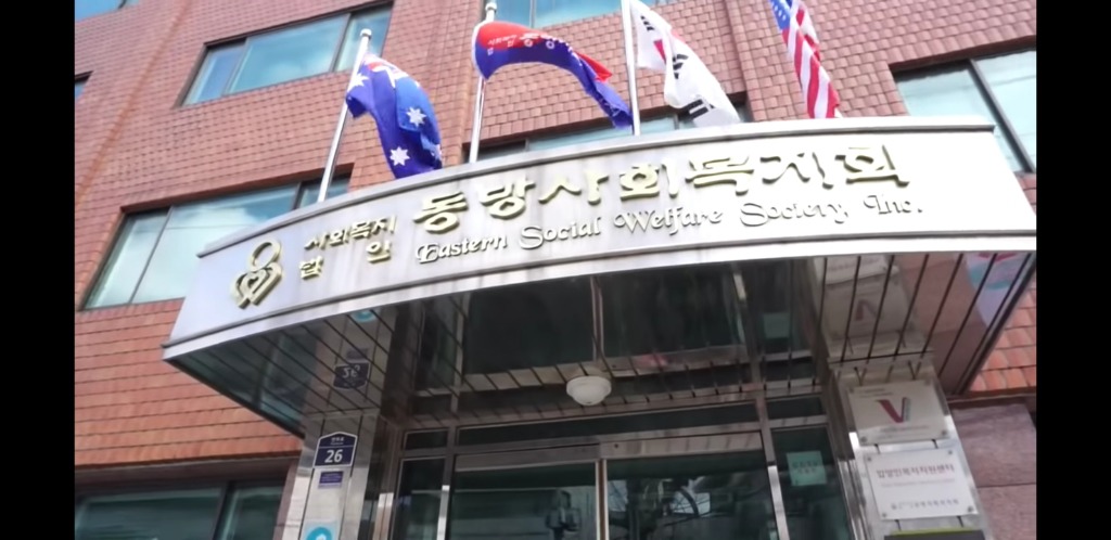 미국으로 입양간 한국아기 | 인스티즈