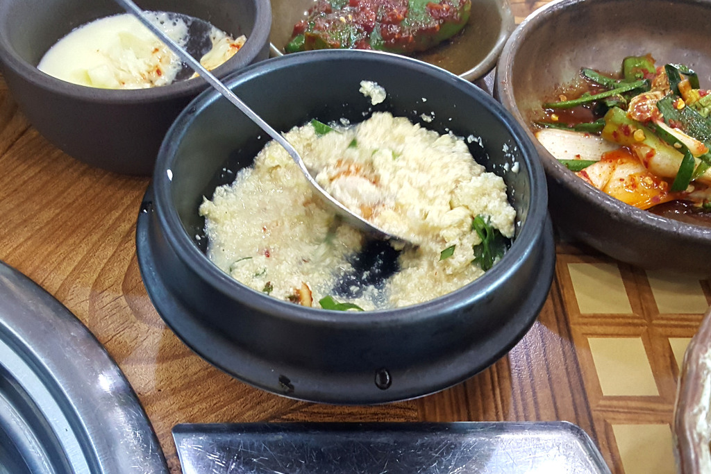 봄날의 보리밥 이미지