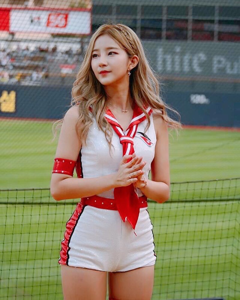 귀엽게 생긴 치어리더 김진아.jpg | 인스티즈