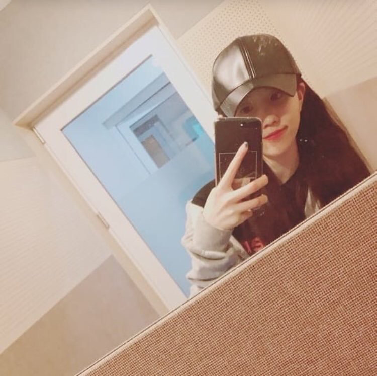 [러블리즈] 월요병은 내성이 안 생기는 것 같아서 명은이 | 인스티즈