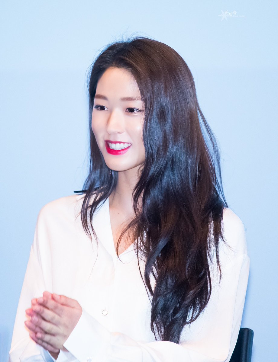 18시즌 설현이 미모.jpgif (100장) | 인스티즈