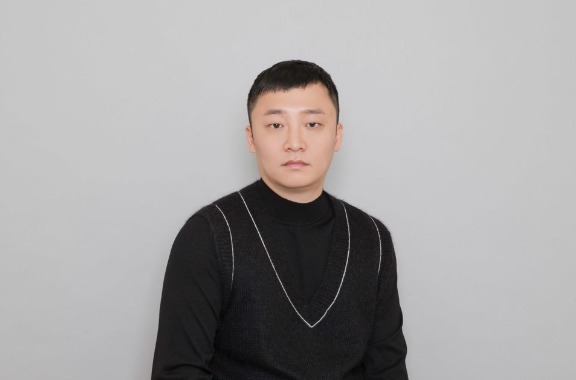 99E1EB4C5D0F2C5B2E14B4