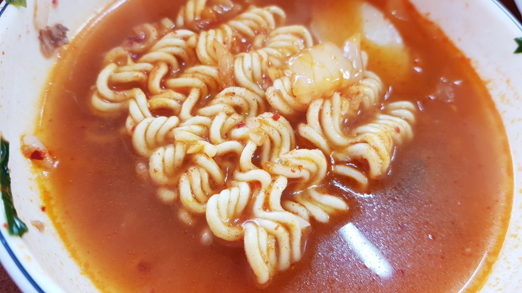 주관적으로 김치찌개보다 맛있는 찌개 | 인스티즈