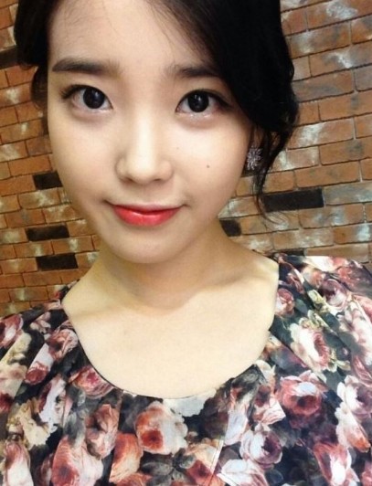아이유 | 인스티즈