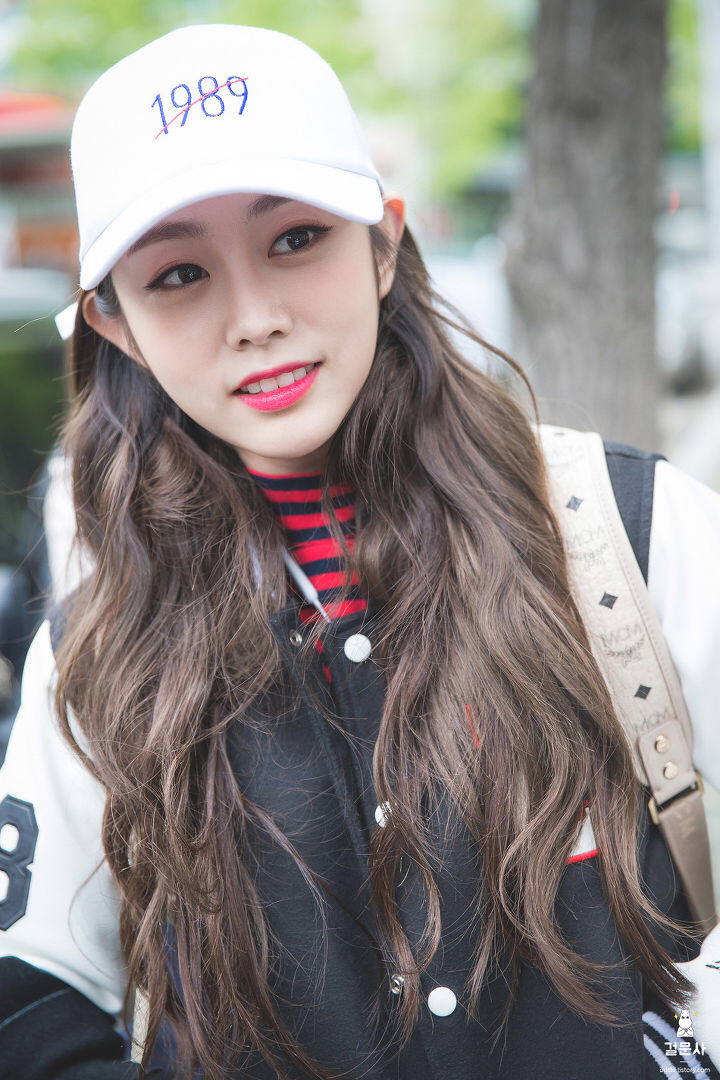 [러블리즈] 이제 잘까해서 지수 | 인스티즈